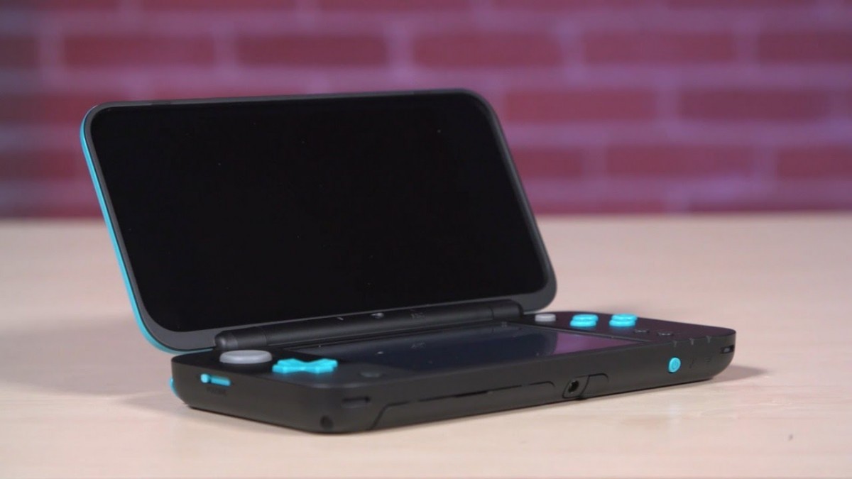 Artistry in Games Unboxing-the-Nintendo-2DS-XL Unboxing the Nintendo 2DS XL News  unboxing strategy platformer nintendo 2ds xl Nintendo ign unboxings IGN Hey! Pikmin games feature Arzest 3DS 2DS XL  