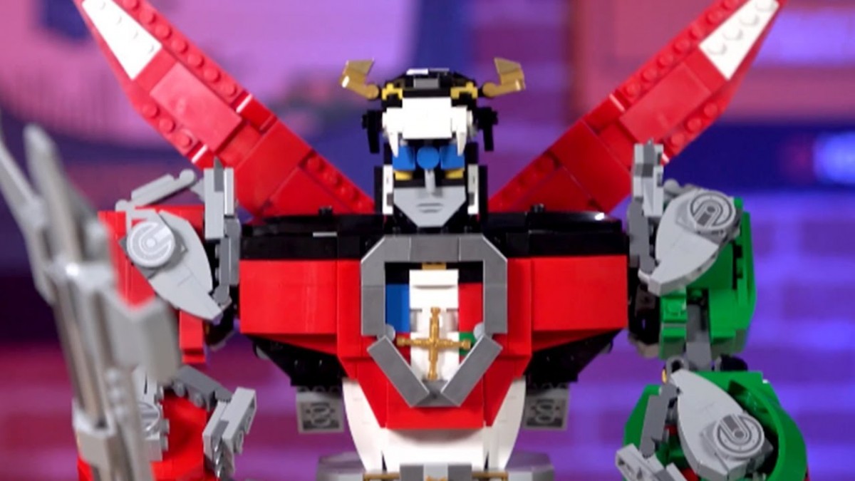 Artistry in Games LEGO-Voltron-Unboxing LEGO Voltron Unboxing News