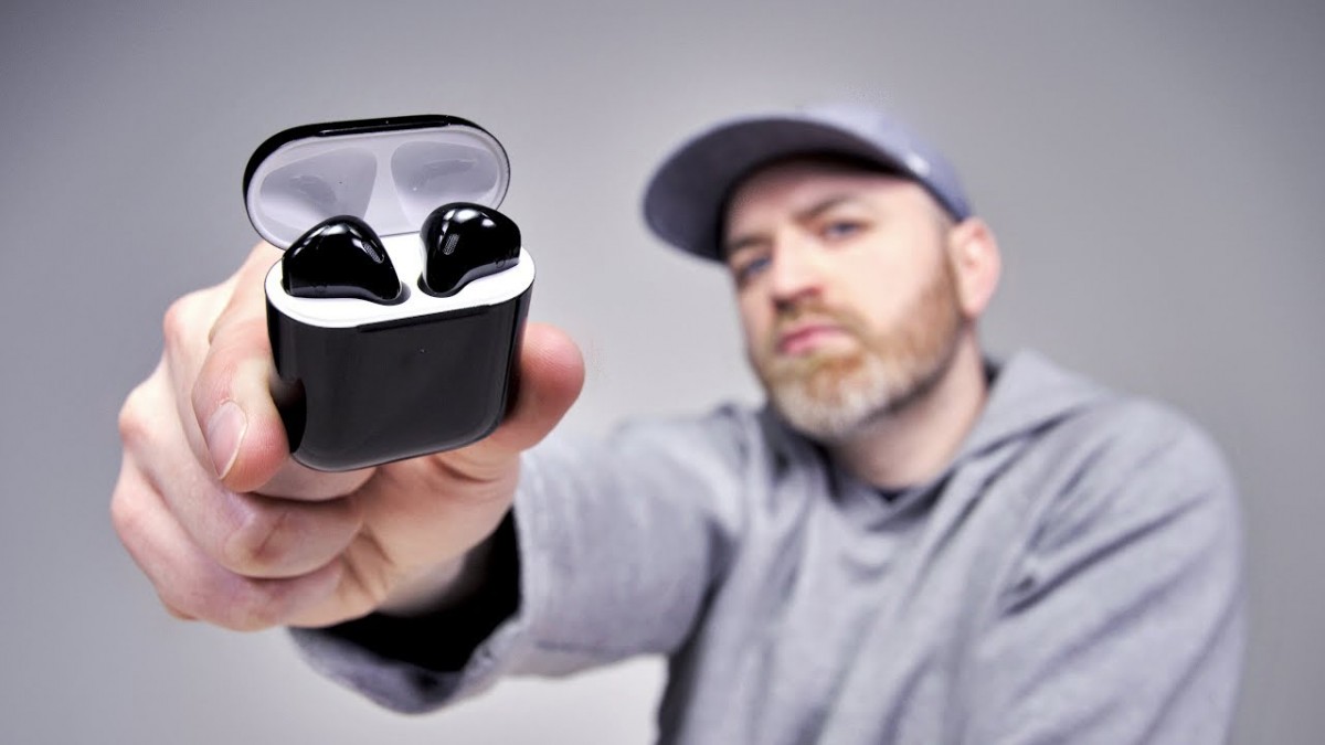 Artistry in Games Black-Apple-AirPods-2-FINALLY Black Apple AirPods 2 FINALLY! News