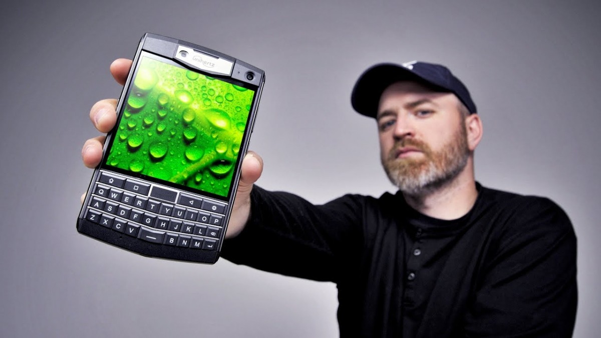 Artistry in Games This-Is-Not-A-BlackBerry... This Is Not A BlackBerry... News